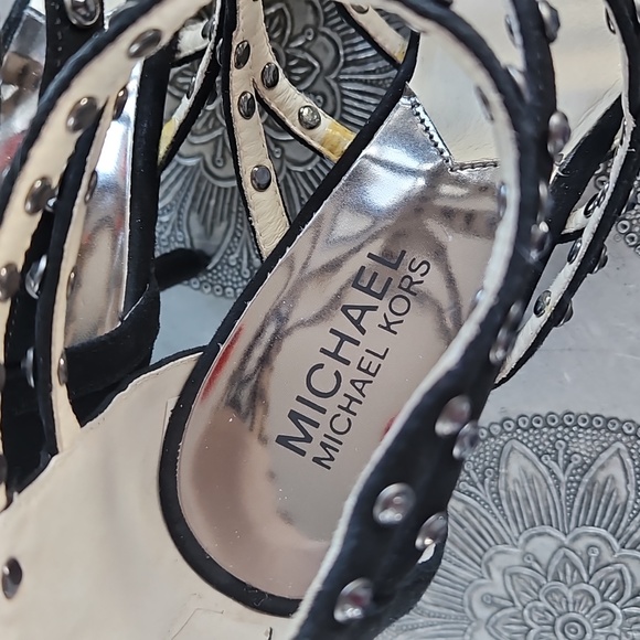 NEW Michael Kors black strappy heels with subtle rhinestones. Size 7.5 nwot - Picture 6 of 8